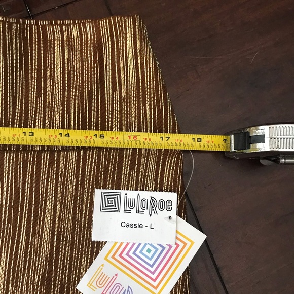 LuLaRoe Cassie skirt (large) - Picture 2 of 5